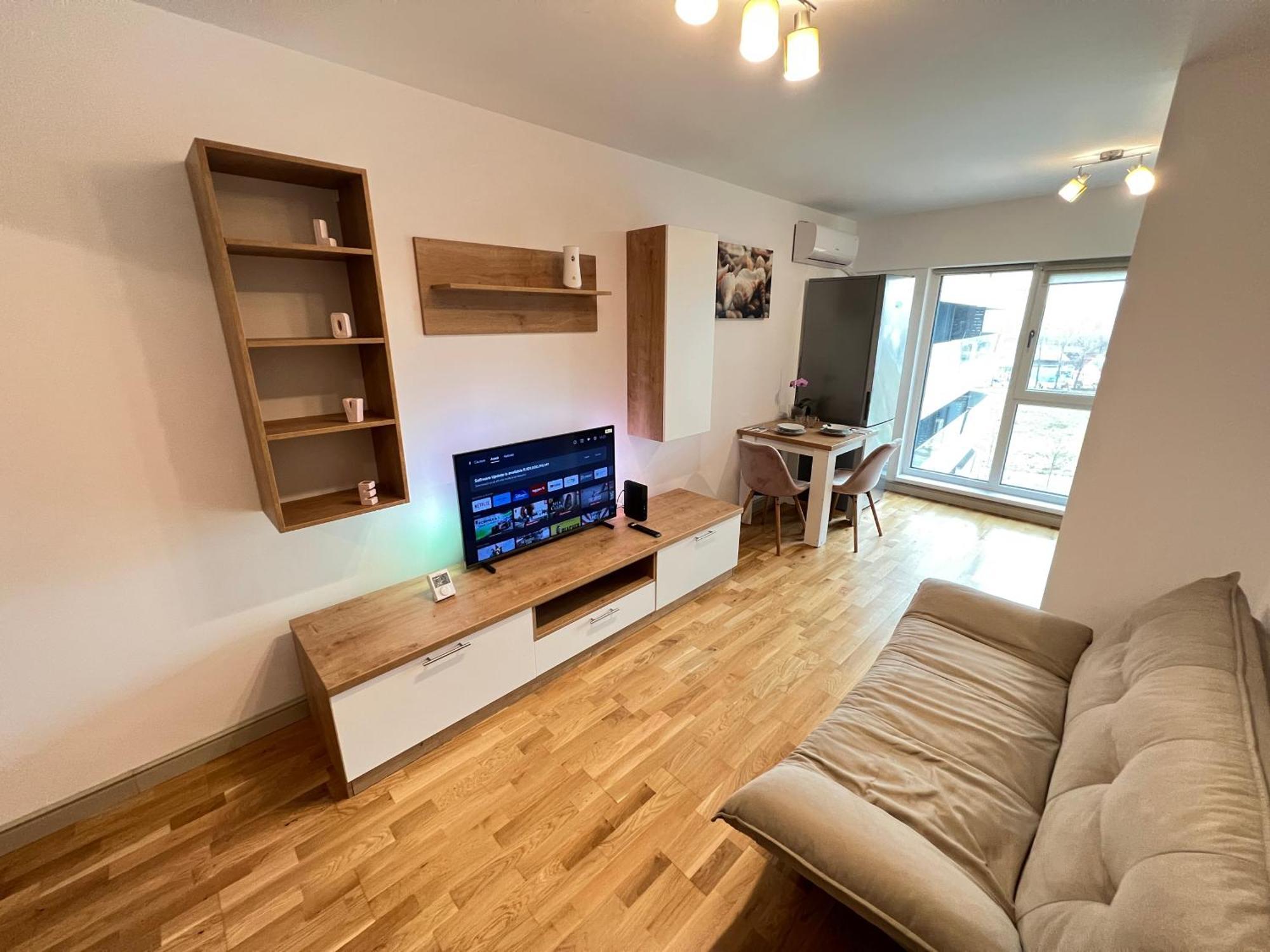 Airport Flyhub Chic Apartment Jászvásár Kültér fotó