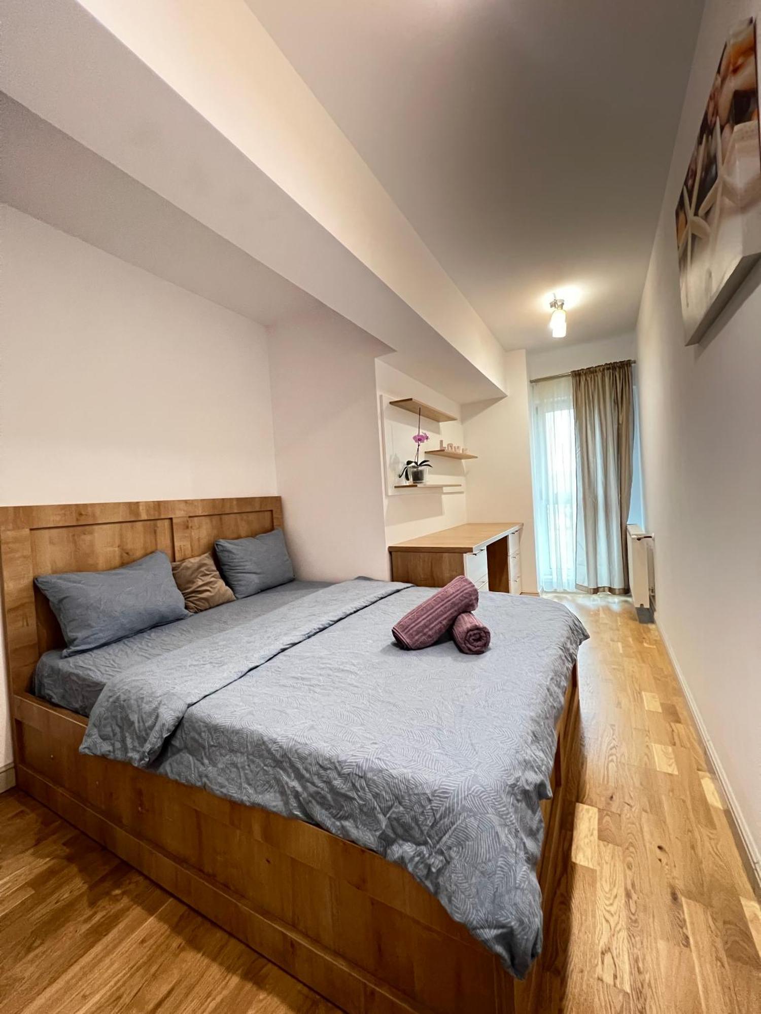 Airport Flyhub Chic Apartment Jászvásár Kültér fotó